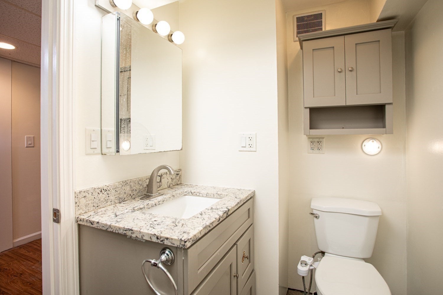 511 Old Fall River Rd, Dartmouth, MA, 511 Old Fall River Rd, Dartmouth, MA Photo #35