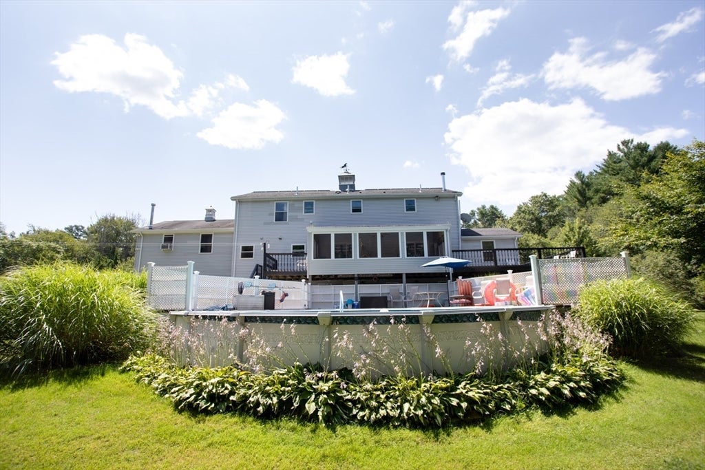 511 Old Fall River Rd