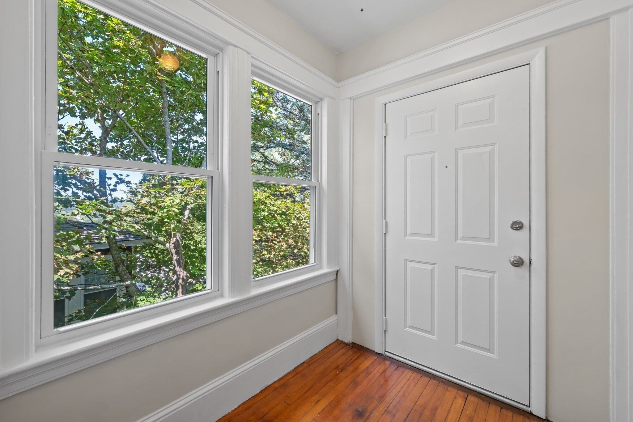 33 Clearview Ave, Worcester MA 01605