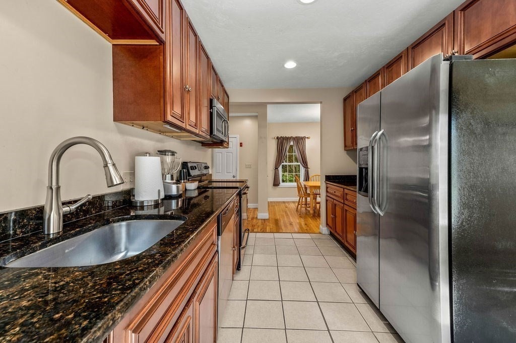 60 Riverlin Street, Millbury, MA Photo #17