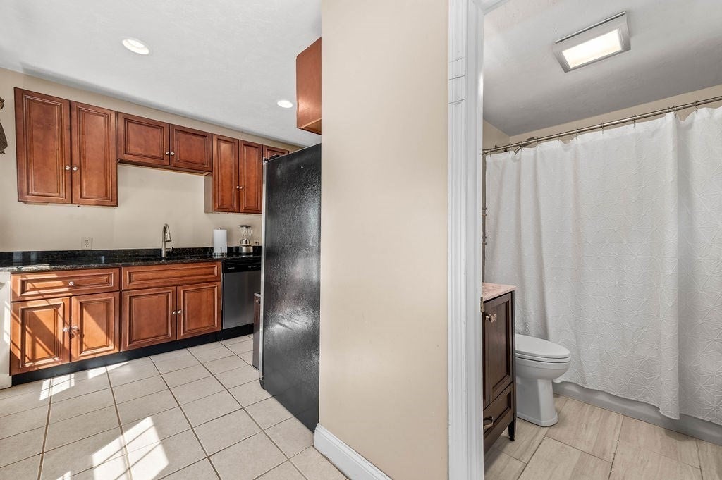 60 Riverlin Street, Millbury, MA Photo #18