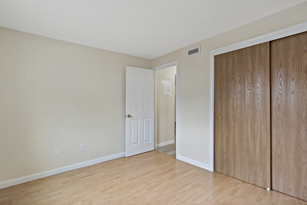 5455 N Main St #4D, Fall River, MA Photo #16
