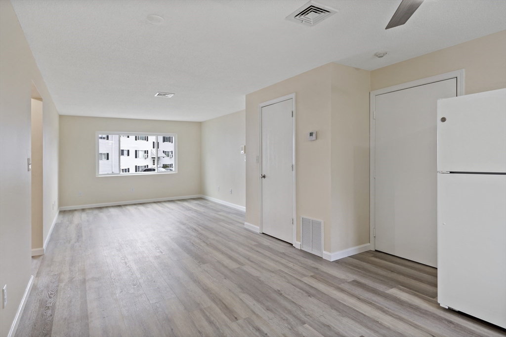 5455 N Main St #4D, Fall River, MA Photo #12