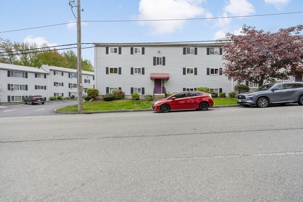 5455 N Main St #4D, Fall River, MA Photo #4