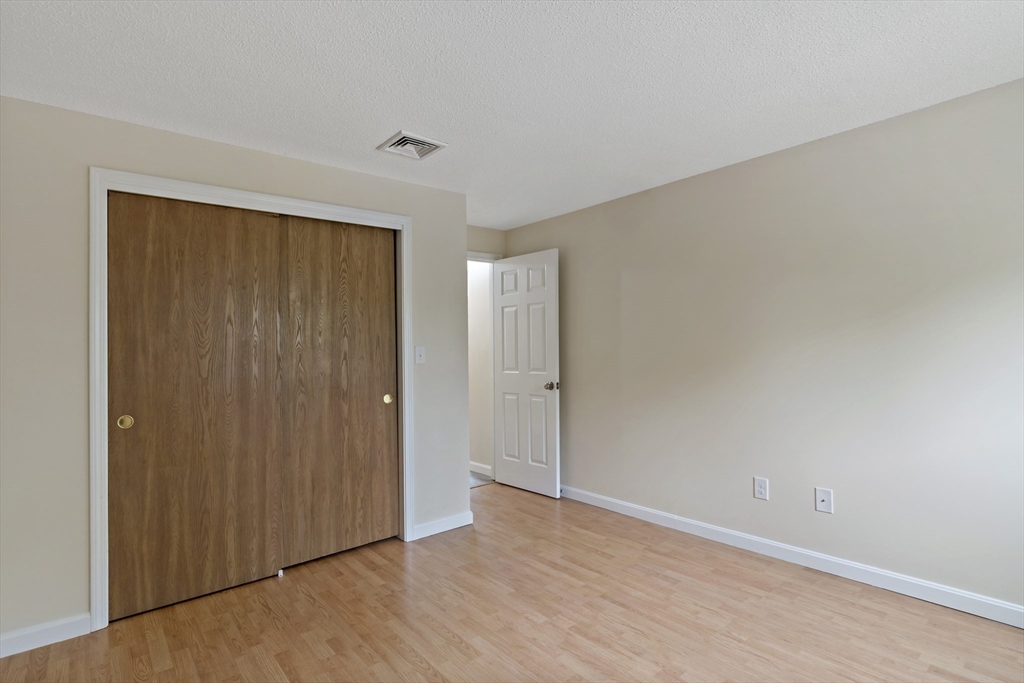 5455 N Main St #4D, Fall River, MA Photo #20
