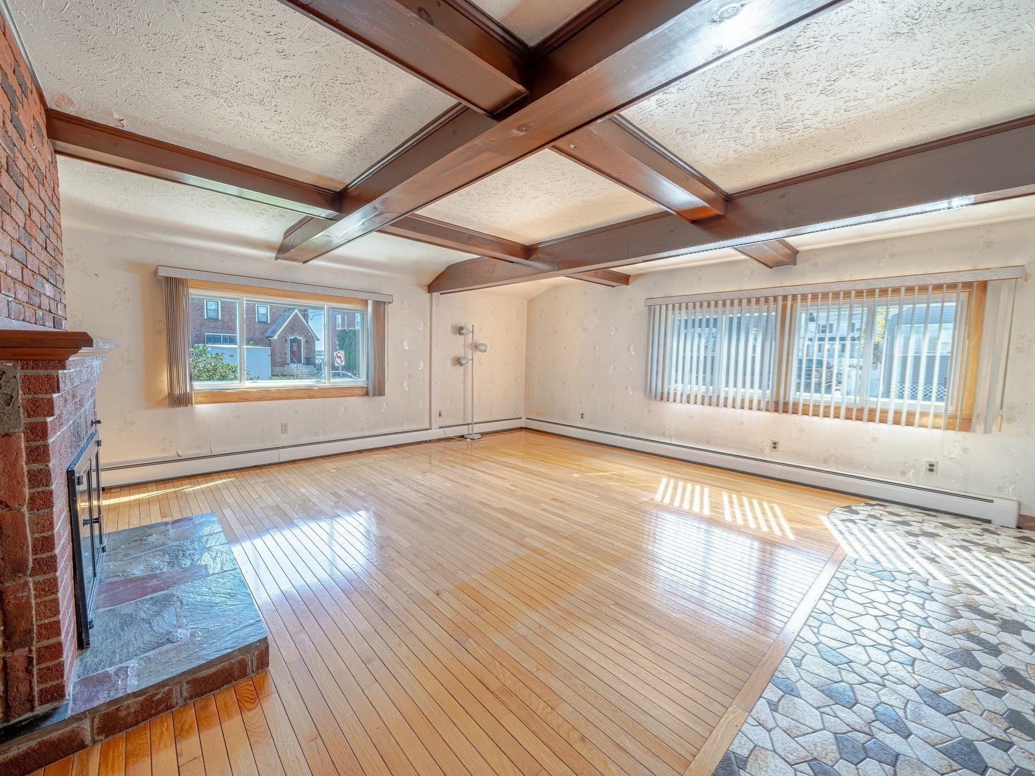 118 Sunnyside Ave.