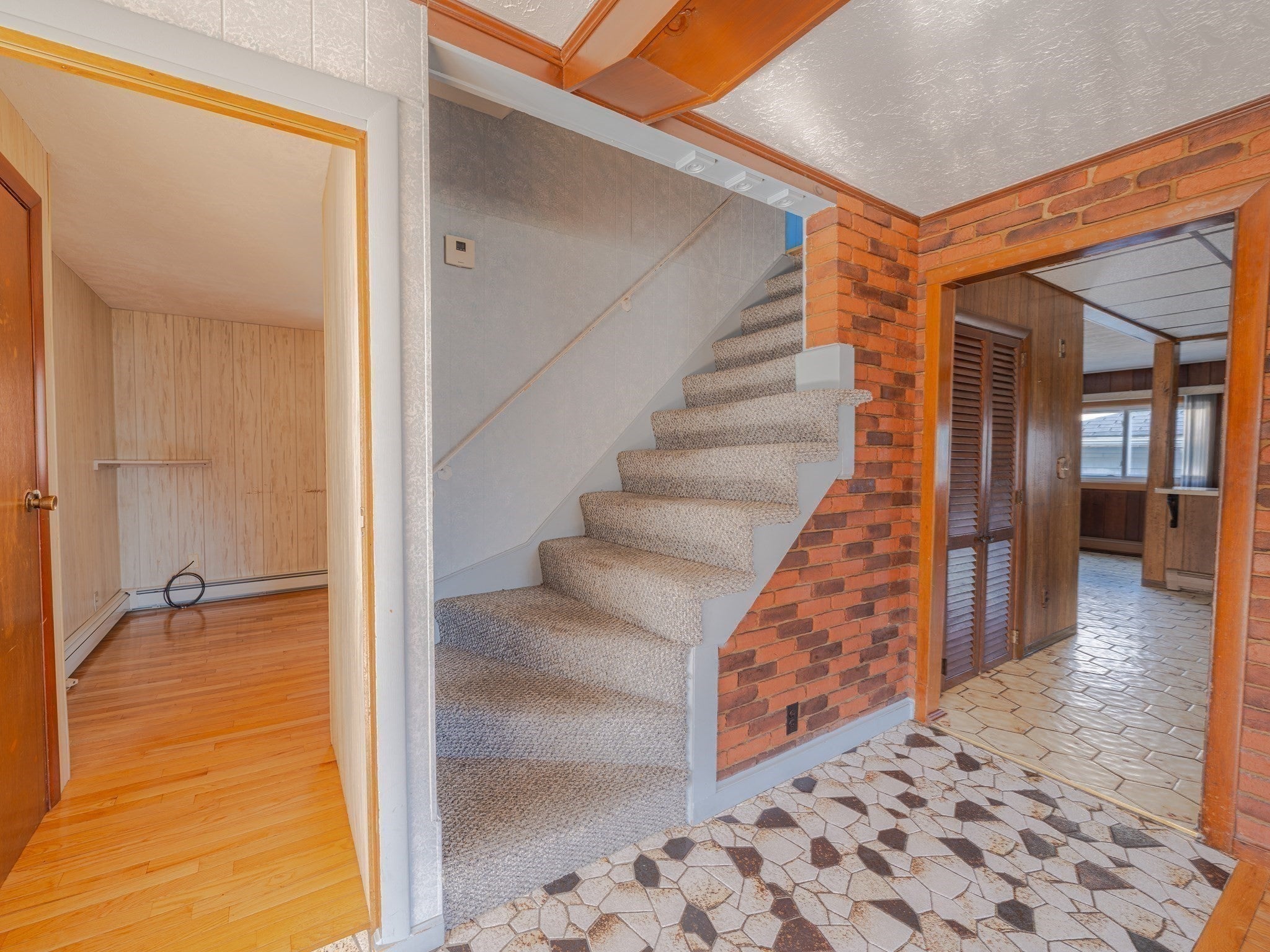 118 Sunnyside Ave.