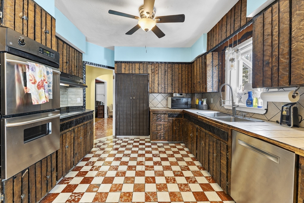 31 Rogers Ave