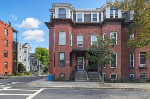 284 K St 2 Boston MA 02127