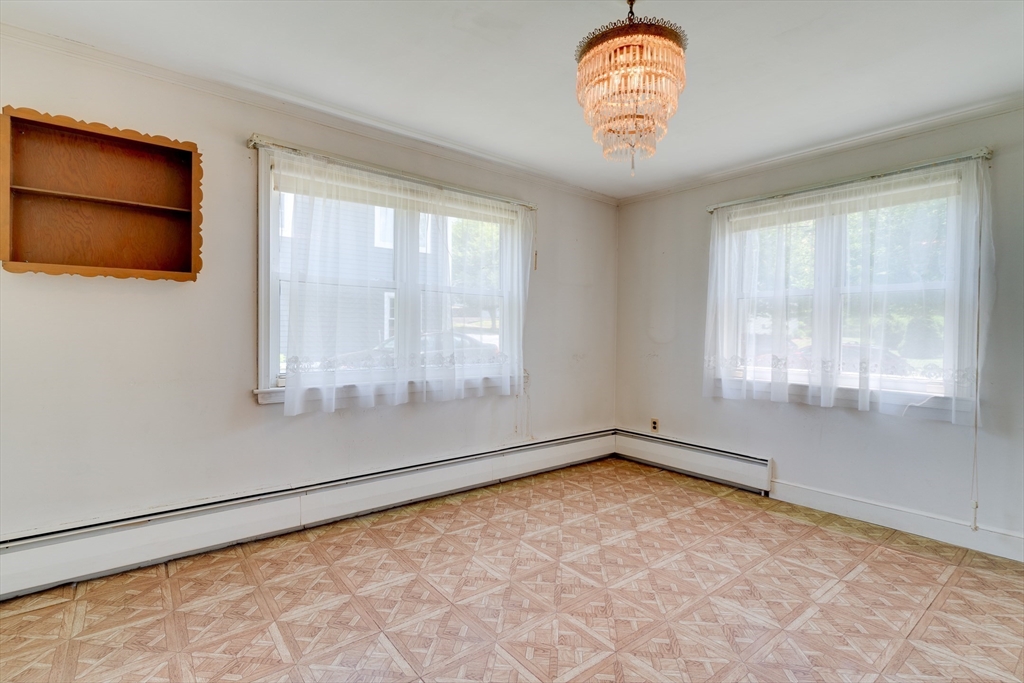 44 Ridgewood Rd