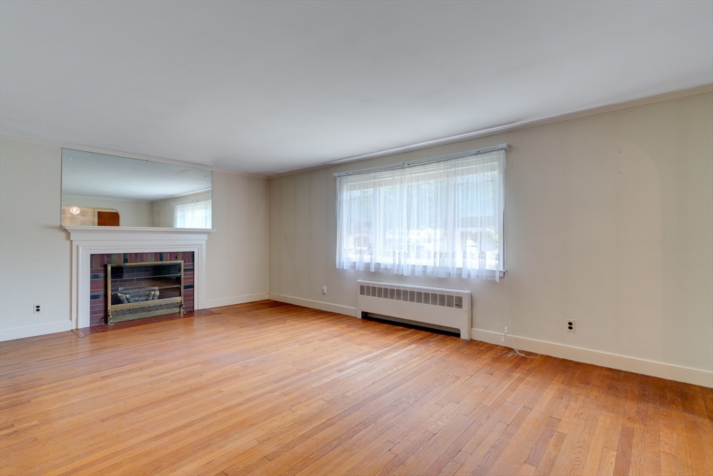 44 Ridgewood Rd