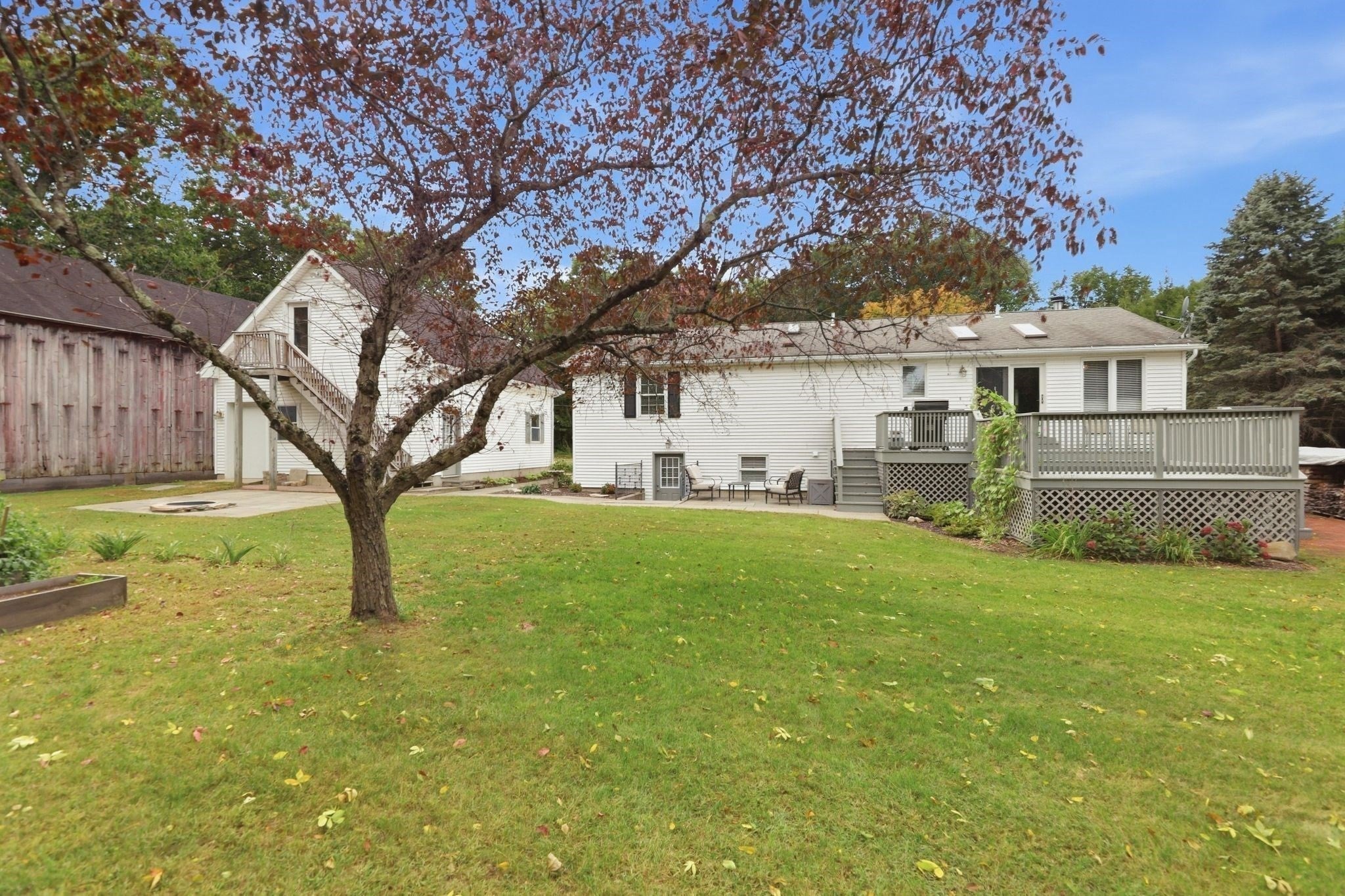 96 Straits Rd, Hatfield, MA, 96 Straits Rd, Hatfield, MA Photo #2