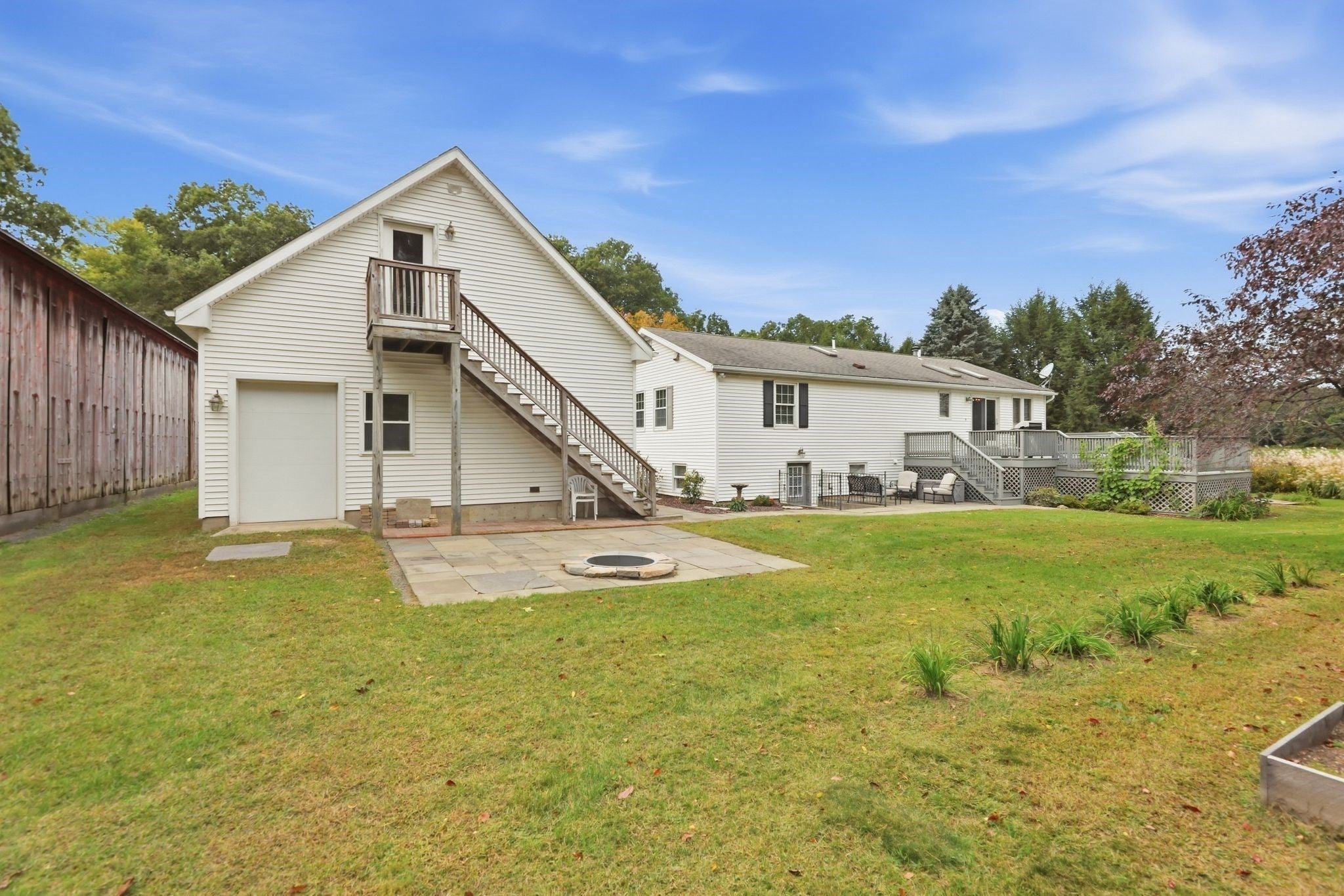 96 Straits Rd, Hatfield, MA, 96 Straits Rd, Hatfield, MA Photo #4