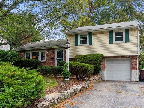24 Pond Farm Rd Dedham MA 02026
