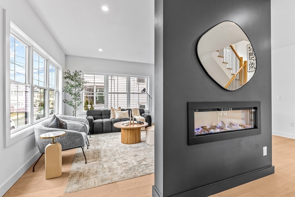 11 Bonner Ave 1