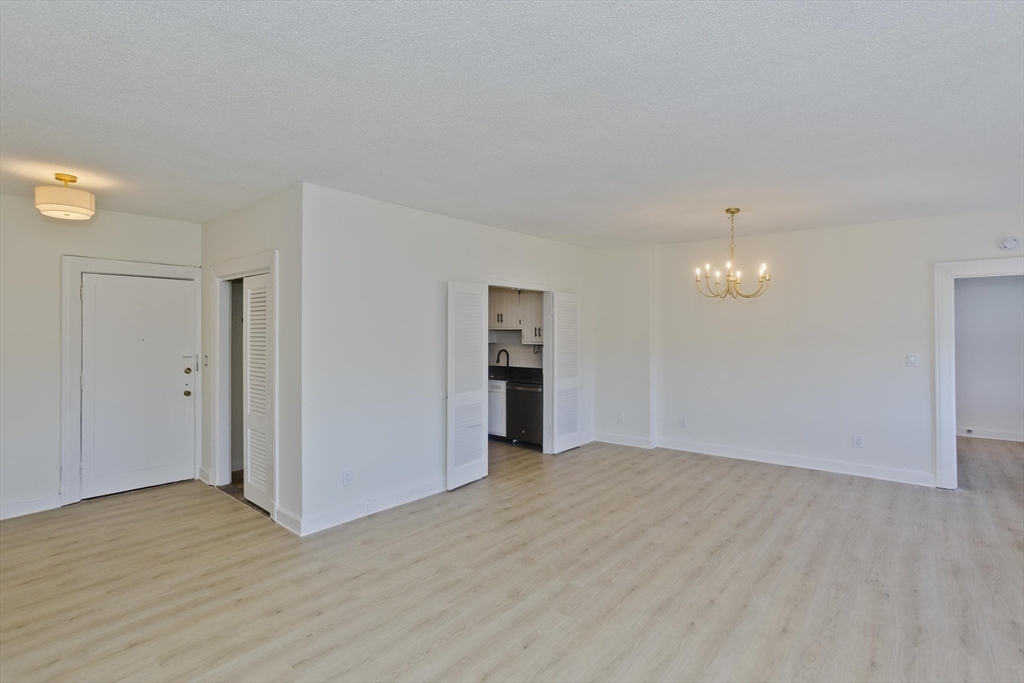 140 Chestnut St 404
