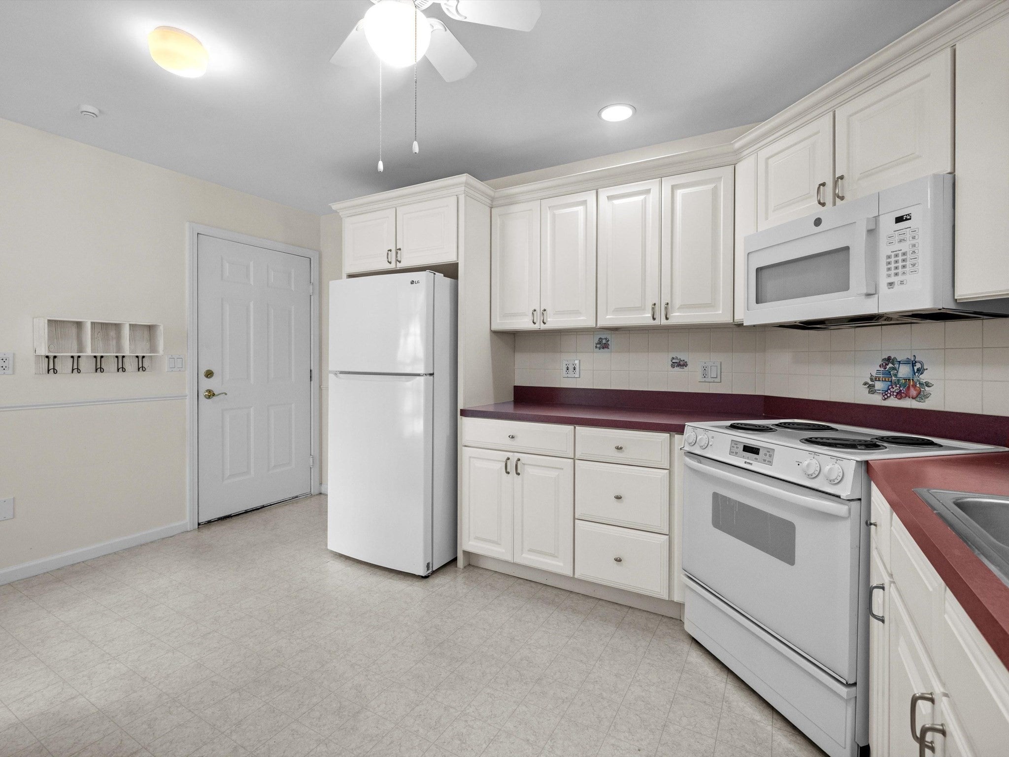 30 William Onthank Ln #30, Southborough, MA Photo #10