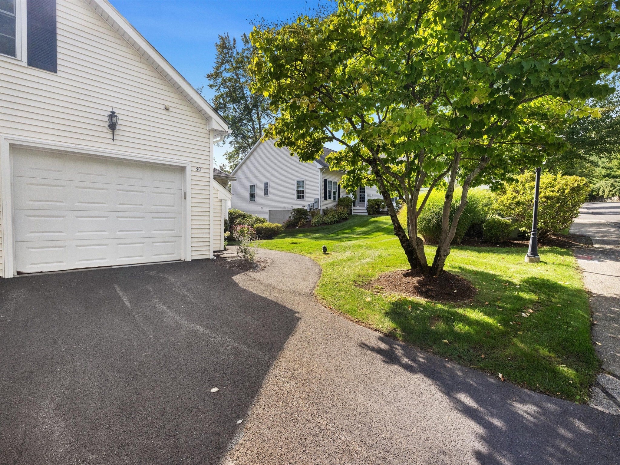 30 William Onthank Ln #30, Southborough, MA Photo #2