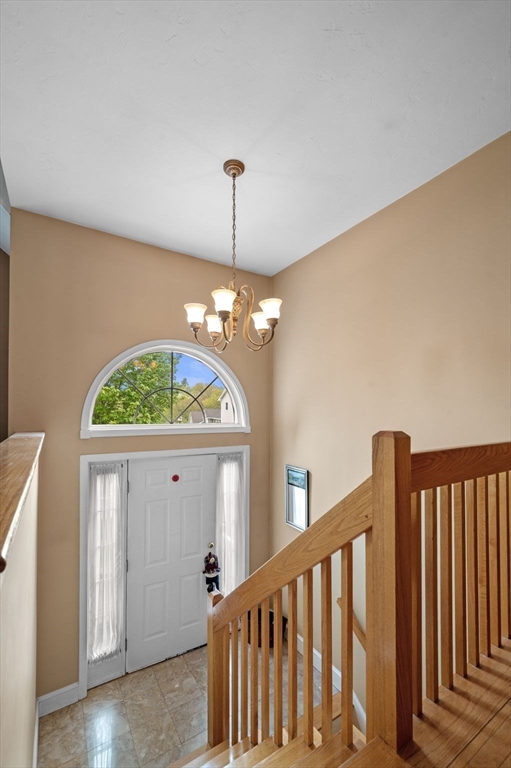 1 Bridle Path Rd, Lynn, MA Photo #9