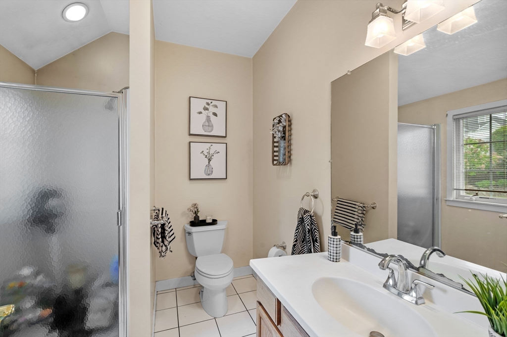 1 Bridle Path Rd, Lynn, MA Photo #19