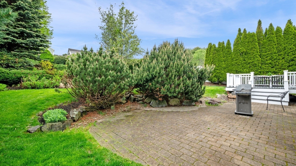 1 Bridle Path Rd, Lynn, MA Photo #36