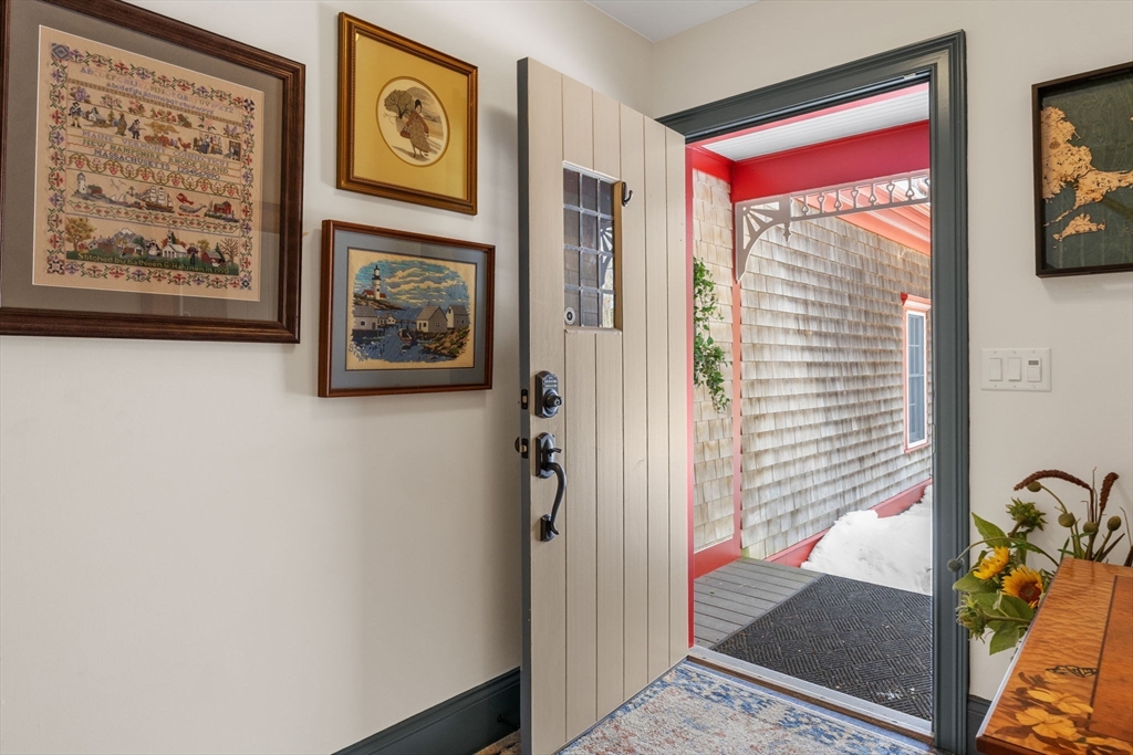 9 Horseshoe Bend Way