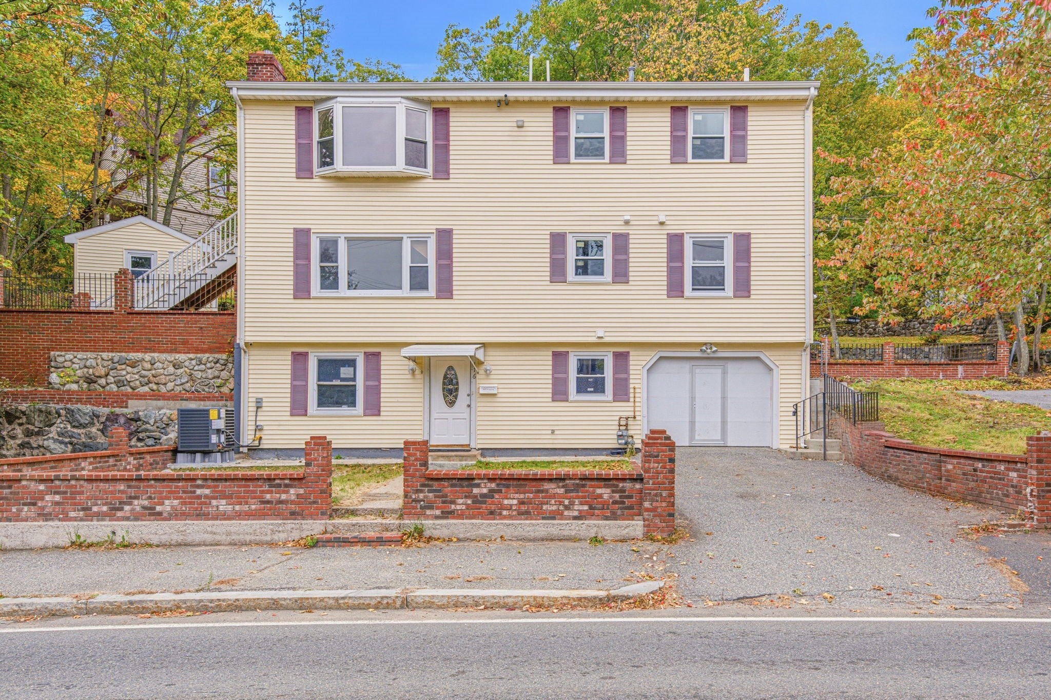 Photo of 116 Washington St, Melrose, MA