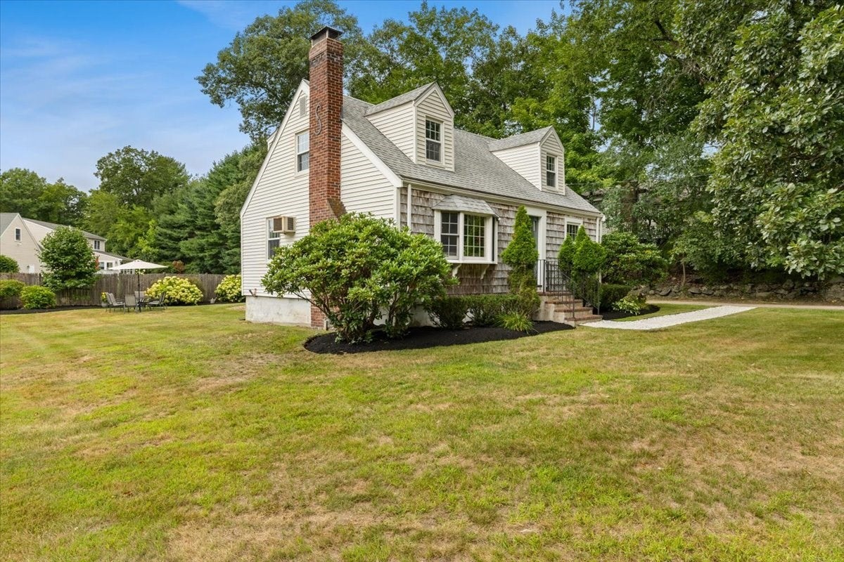247 Union Street, Norwood, MA, 247 Union Street, Norwood, MA Photo #2
