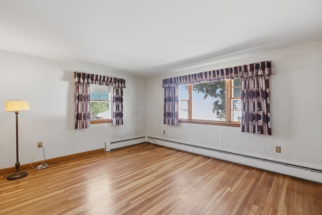 85 Bunker Hill Ave, Lowell, MA Photo #7