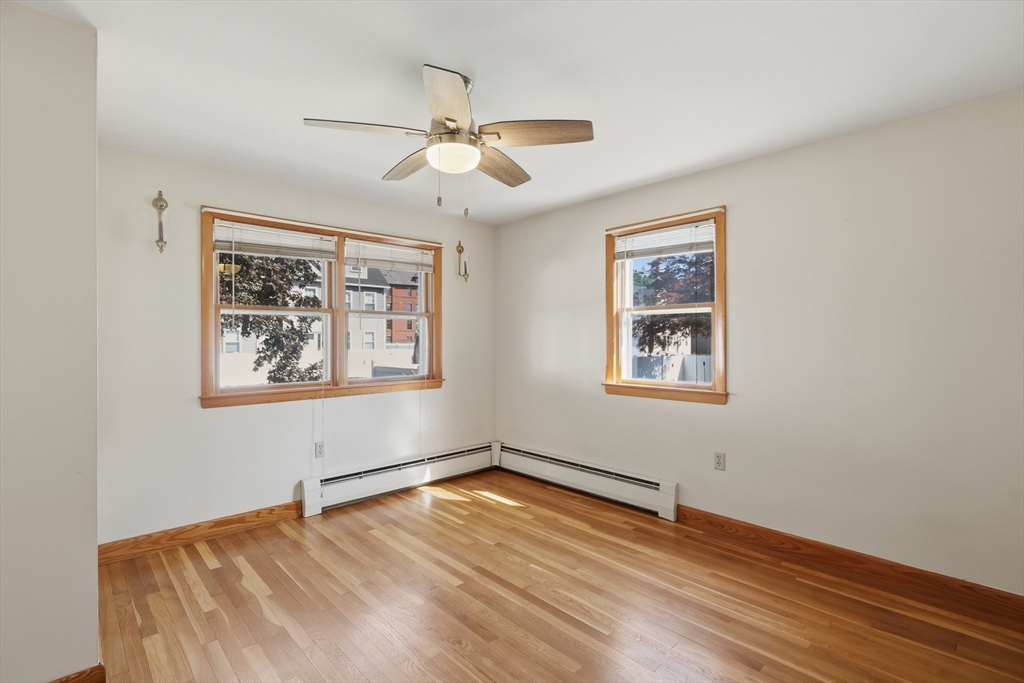 85 Bunker Hill Ave, Lowell, MA Photo #9