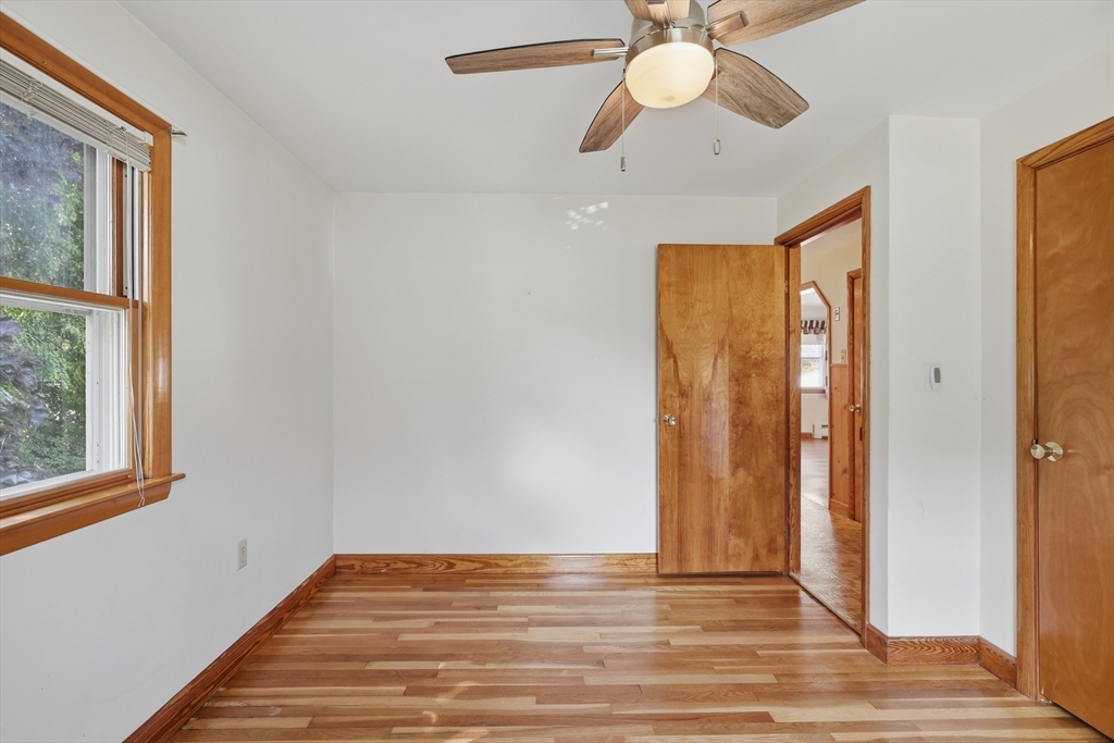 85 Bunker Hill Ave, Lowell, MA Photo #10