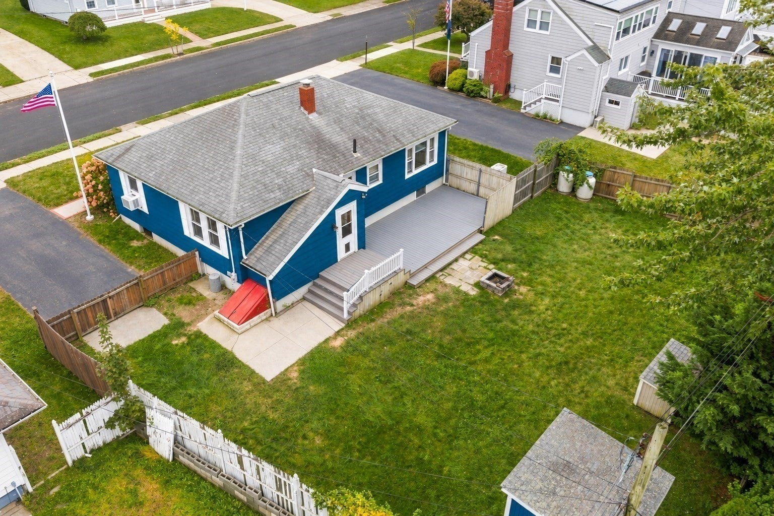 19 Nautilus St, New Bedford, MA Photo #16