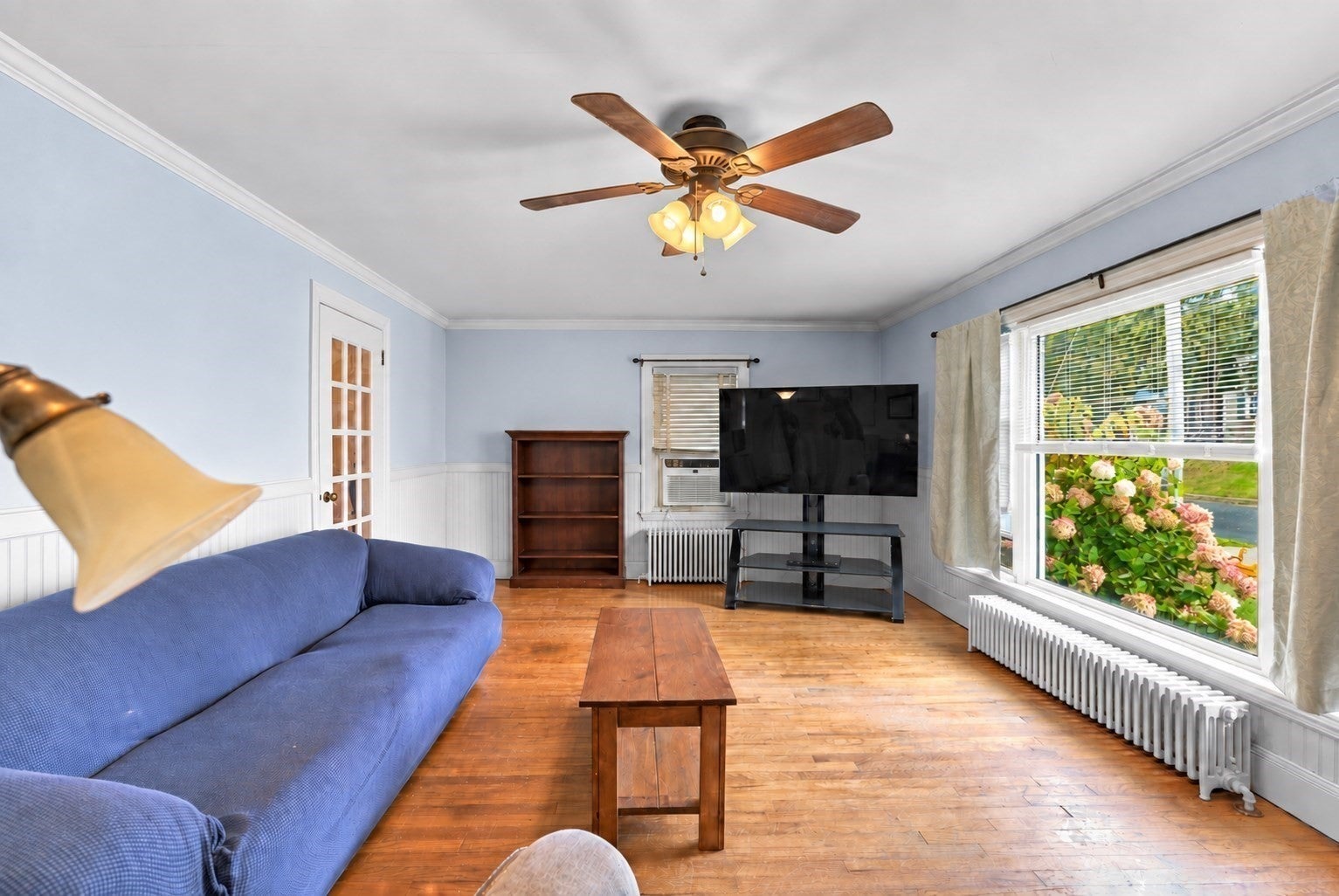 19 Nautilus St, New Bedford, MA Photo #3
