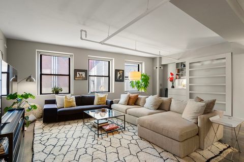 Photo of 453 Washington St #5A, Boston, MA 02111 (MLS # 73442997)