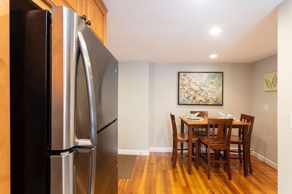 388 Crescent St #4, Waltham, MA, 388 Crescent St #4, Waltham, MA Photo #5