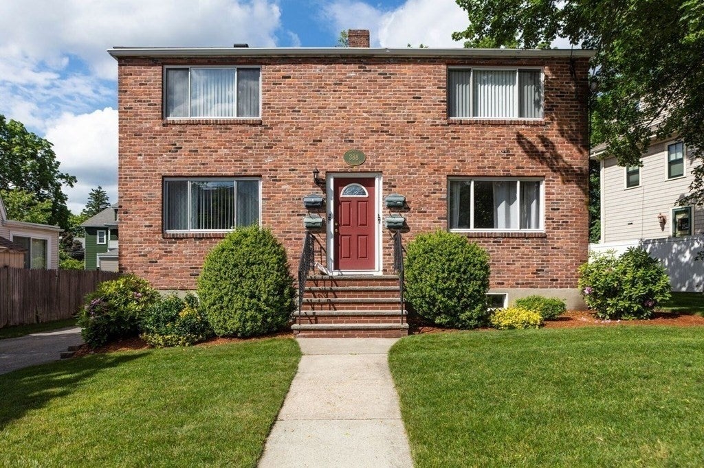 388 Crescent St #4, Waltham, MA, 388 Crescent St #4, Waltham, MA Photo #1