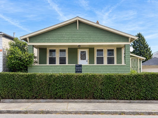228 BROOK ST, NEW BEDFORD, MA 02746 - Image 84241f8b5234de6fdfd2abdeab4a0e94/1036428003