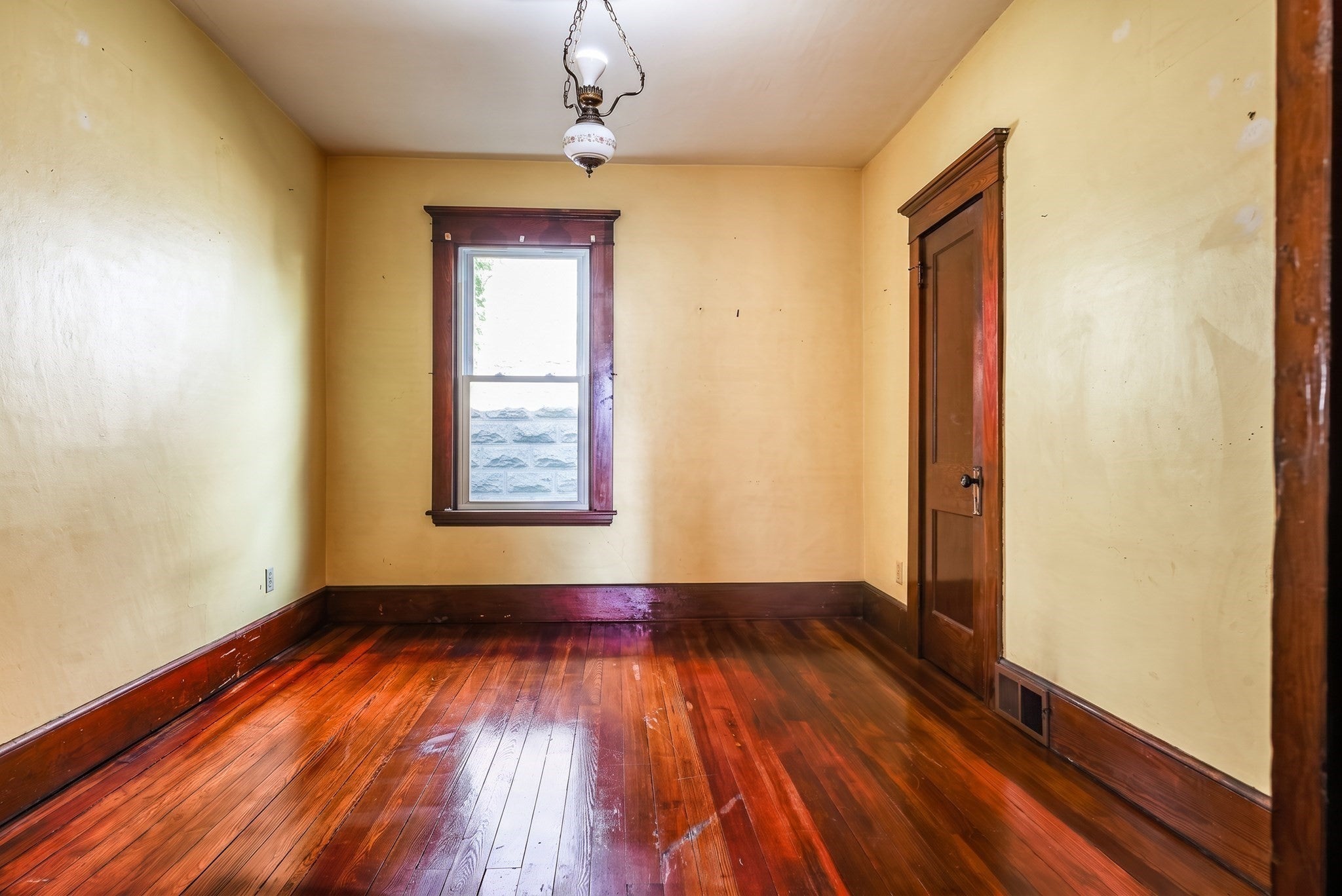 228 Brook St, New Bedford, MA, 228 Brook St, New Bedford, MA Photo #7