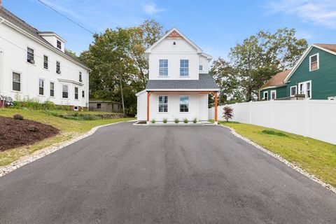 29 Elm Street Webster MA 01570