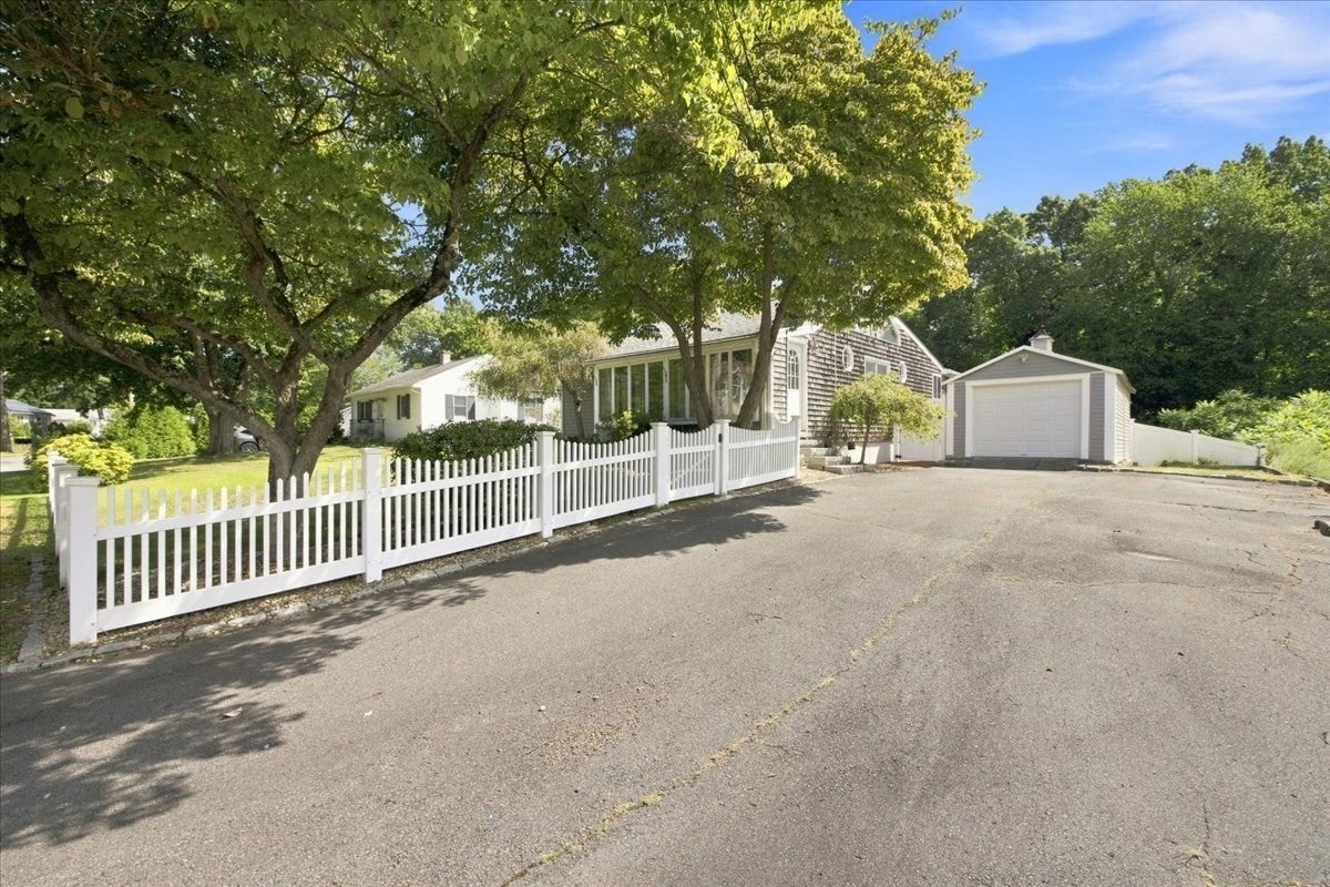 46 Hoover Road, Walpole, MA, 46 Hoover Road, Walpole, MA Photo #27