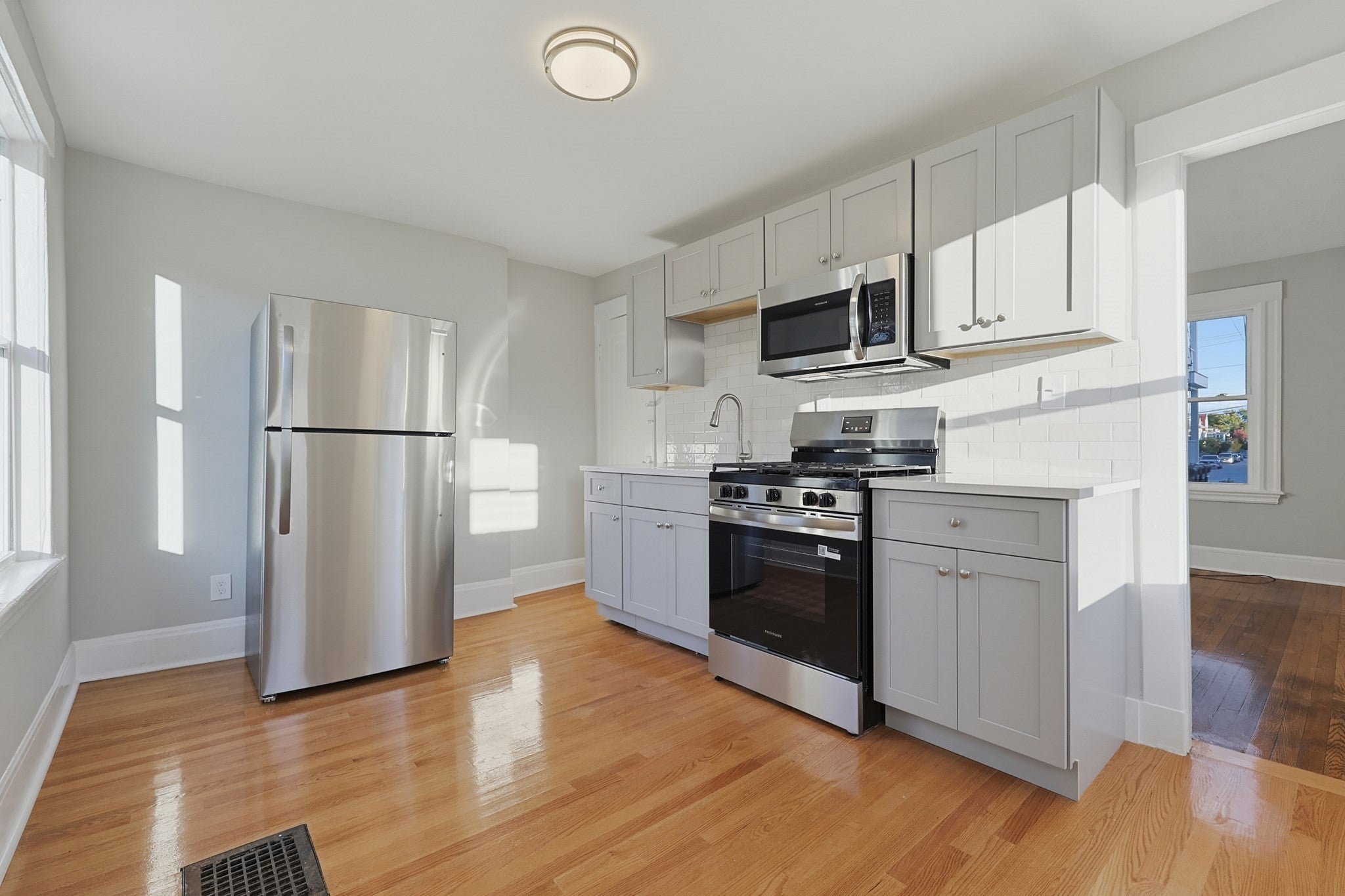 104-108 Billings Rd, Quincy, MA, 104-108 Billings Rd, Quincy, MA Photo #7