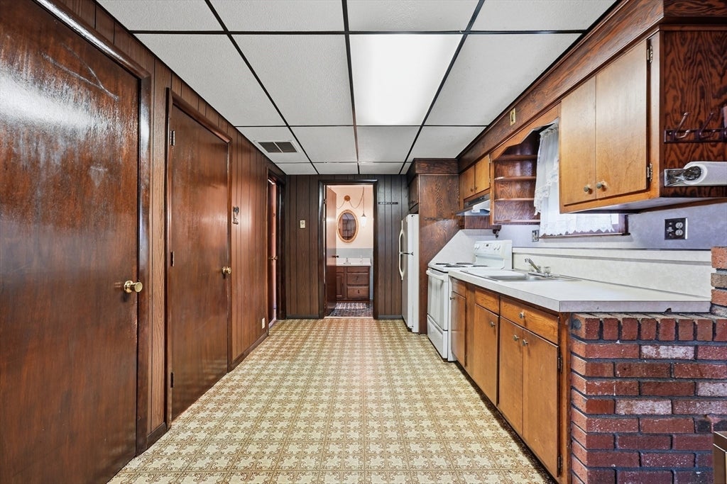 619 East St, Ludlow, MA Photo #31