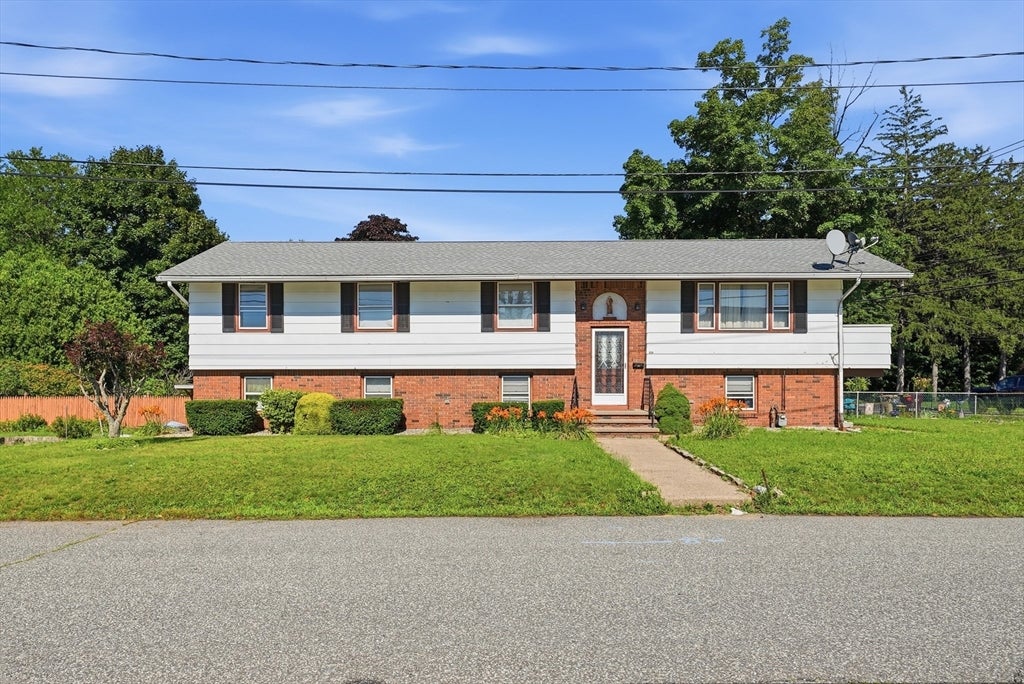 619 East St, Ludlow, MA Photo #1