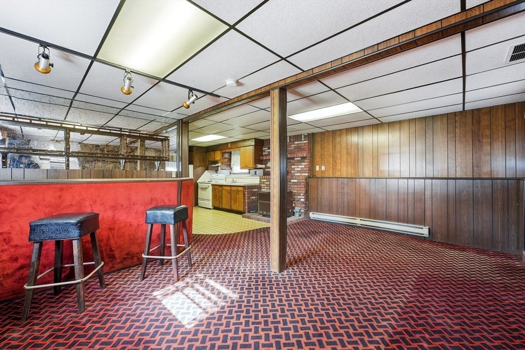 619 East St, Ludlow, MA Photo #26