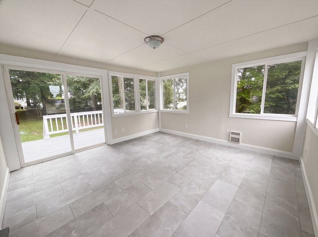48 Woodlawn St, Randolph, MA, 48 Woodlawn St, Randolph, MA Photo #8
