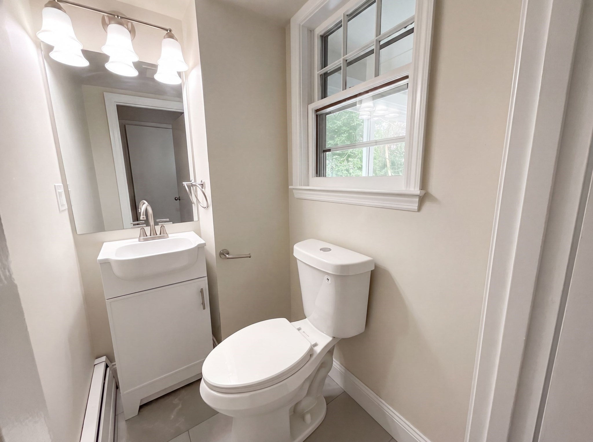 48 Woodlawn St, Randolph, MA Photo #20