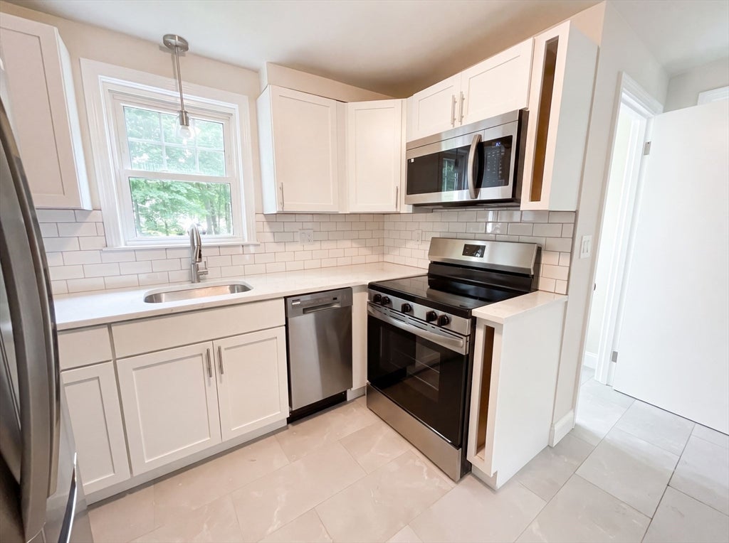 48 Woodlawn St, Randolph, MA, 48 Woodlawn St, Randolph, MA Photo #10