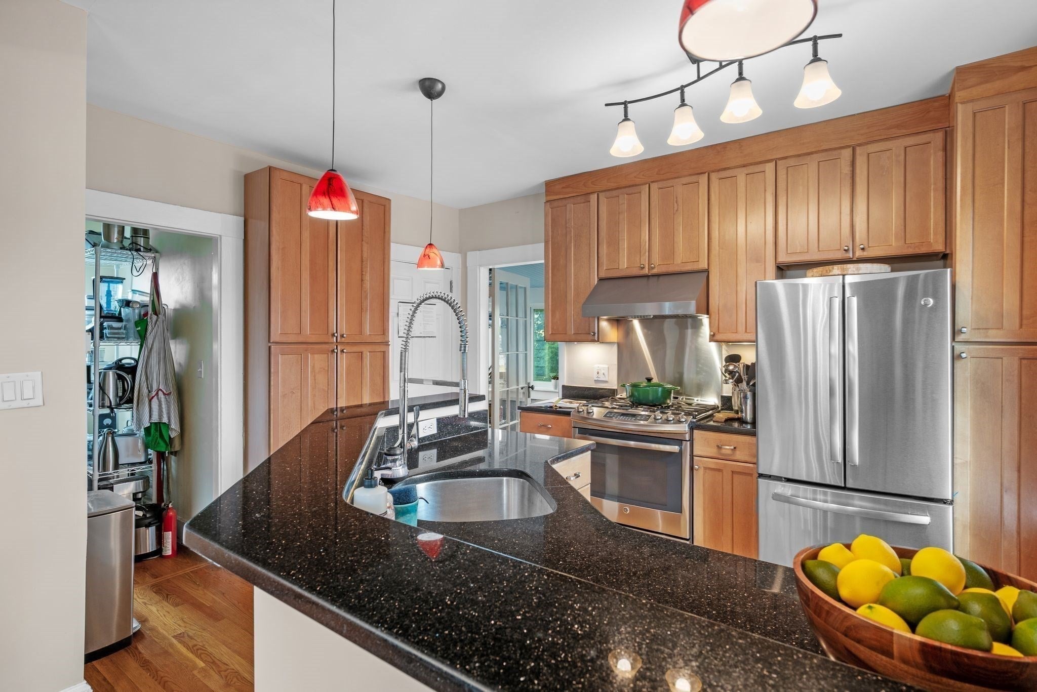 128 Selwyn St #2, Boston, MA Photo #14