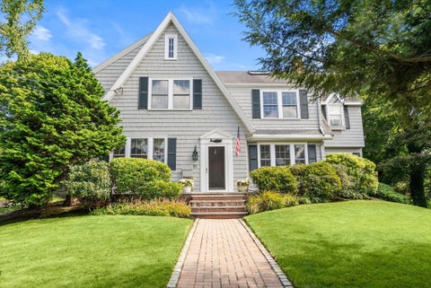 Photo of 11 Hillcrest Rd, Marblehead, MA 01945 (MLS # 73570372)