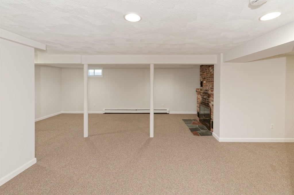 318 South Main St, Hopedale, MA Photo #29
